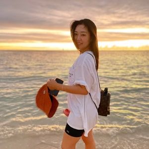 Meet your Posher, Abby